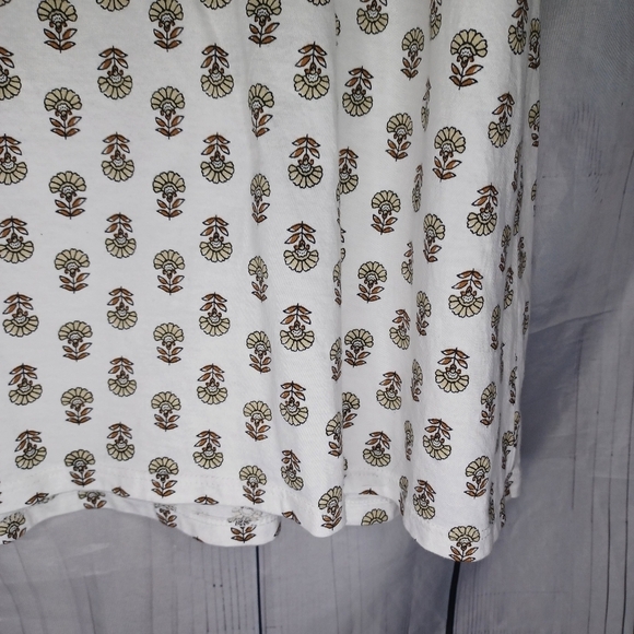 Pure J.JILL 100% Pima Cotton White and Gold Patterned Women's Top - Picture 7 of 15